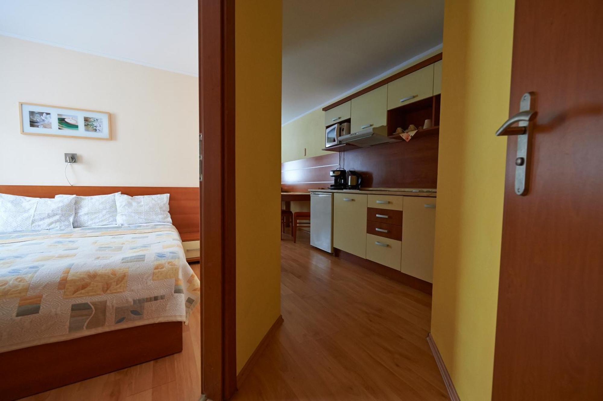 Family Apartments دونوفالي الغرفة الصورة